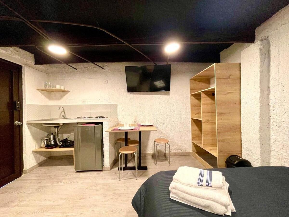 Super Apartamento Central En Casa Colonial Bogotá Kültér fotó